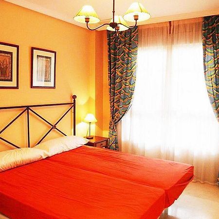 Apartamentos Torreon Del Mar Бенальмадена Номер фото