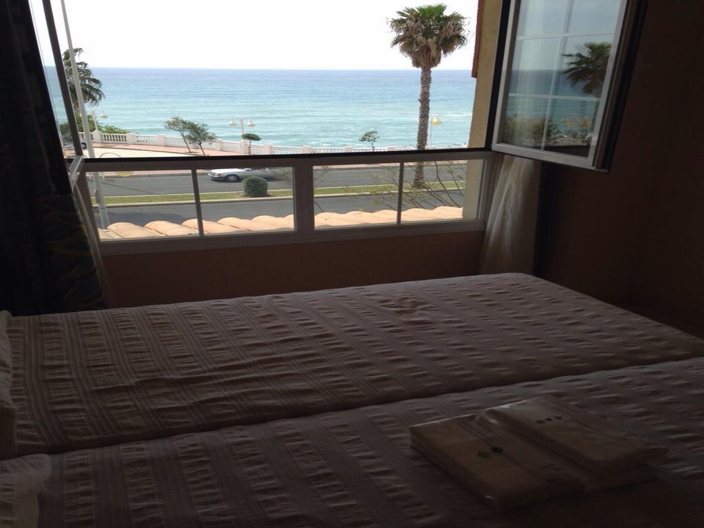 Apartamentos Torreon Del Mar Бенальмадена Номер фото